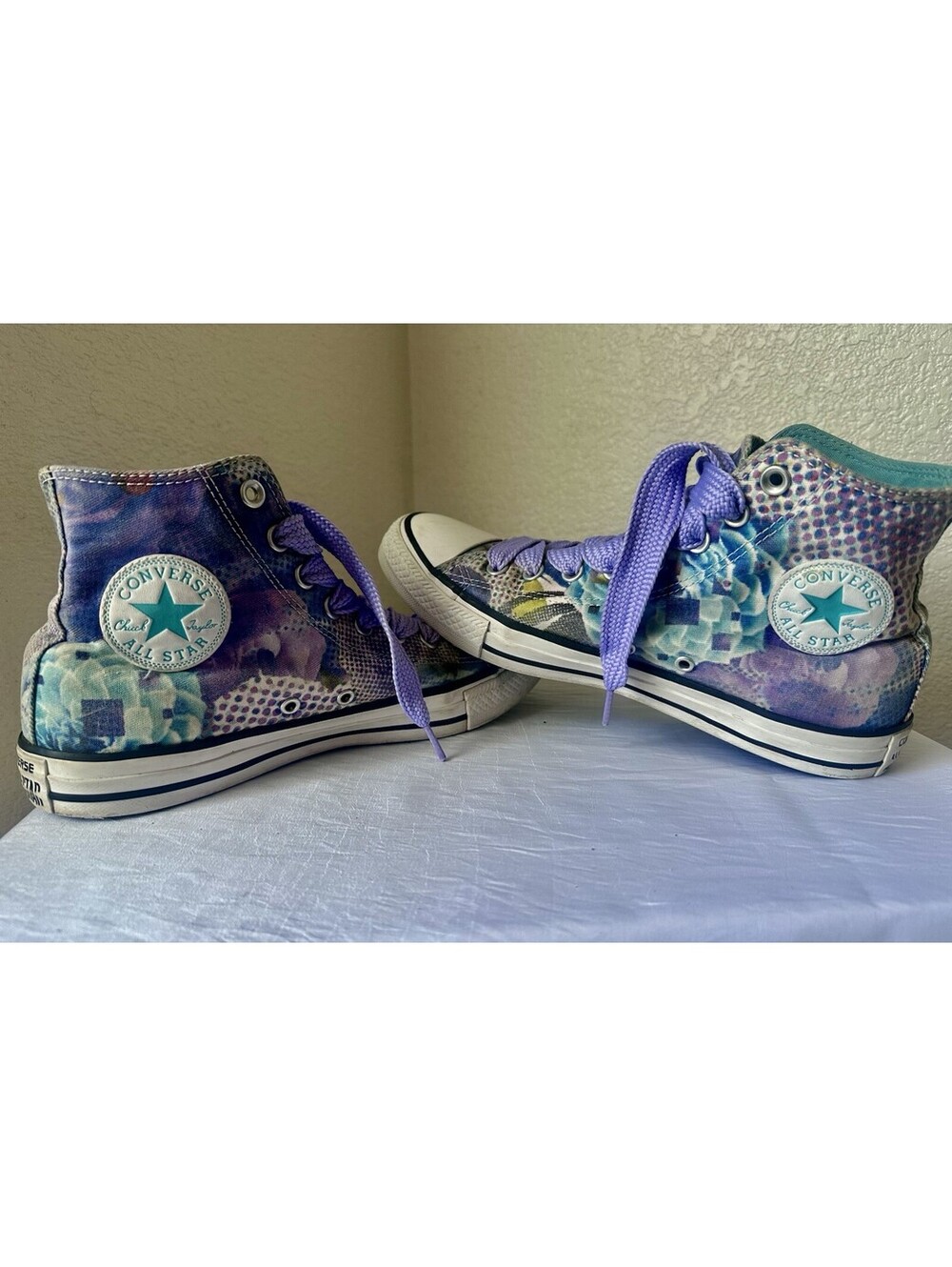 Converse Size 9 Women Chuck Taylor All Star Floral High Top Purple - Picture 2 of 6